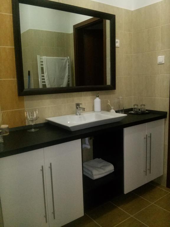 Feszek Apartman Debrecen Zimmer foto